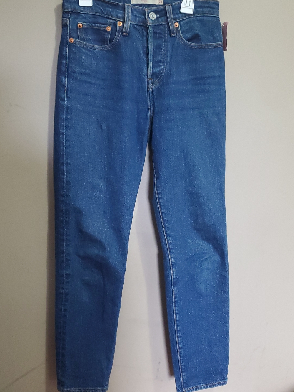 Classic Levi Red Tag Blue Denim Wedge Jeans Size 25